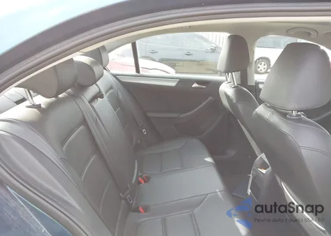 2017 Volkswagen Jetta 1.4T Se from USA, damaged, VIN 3VWDB7AJ1HM346284